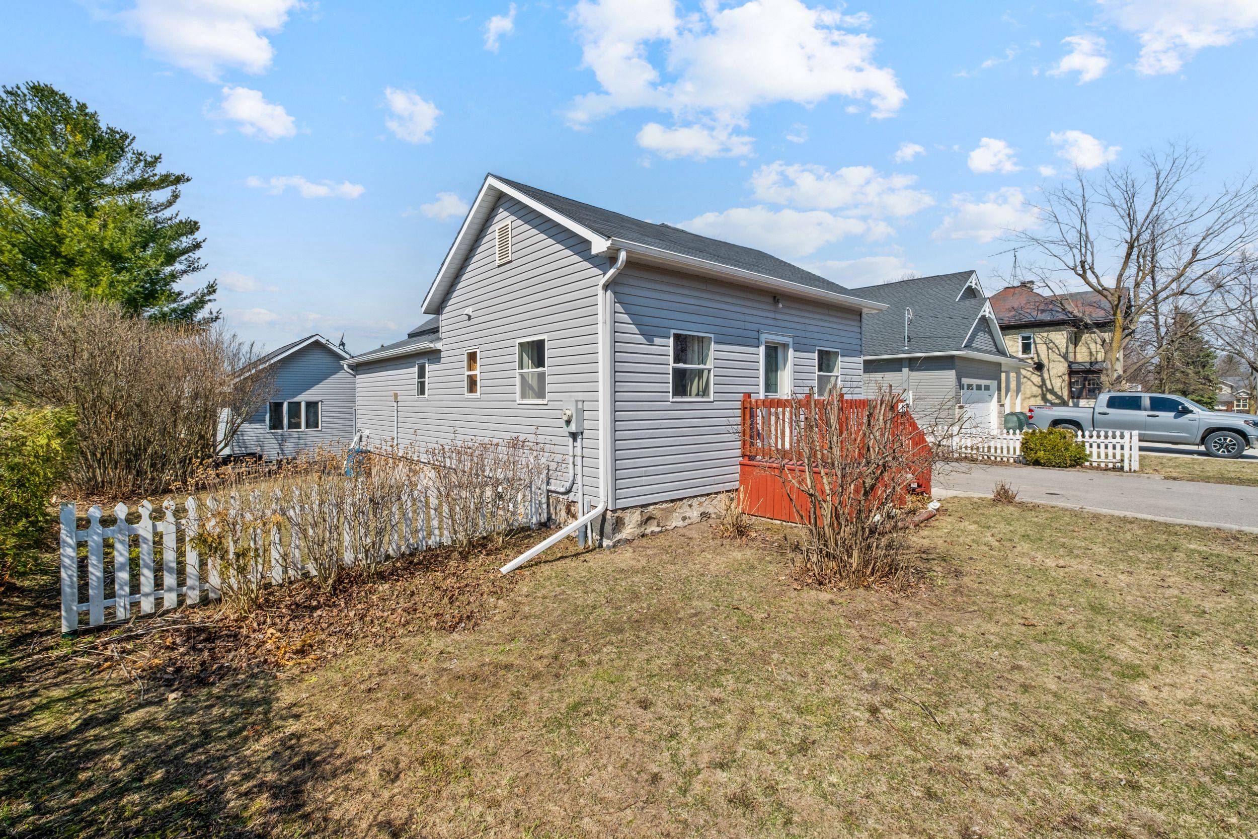 18 Bismark ST, Bluewater, ON N0M 2T0