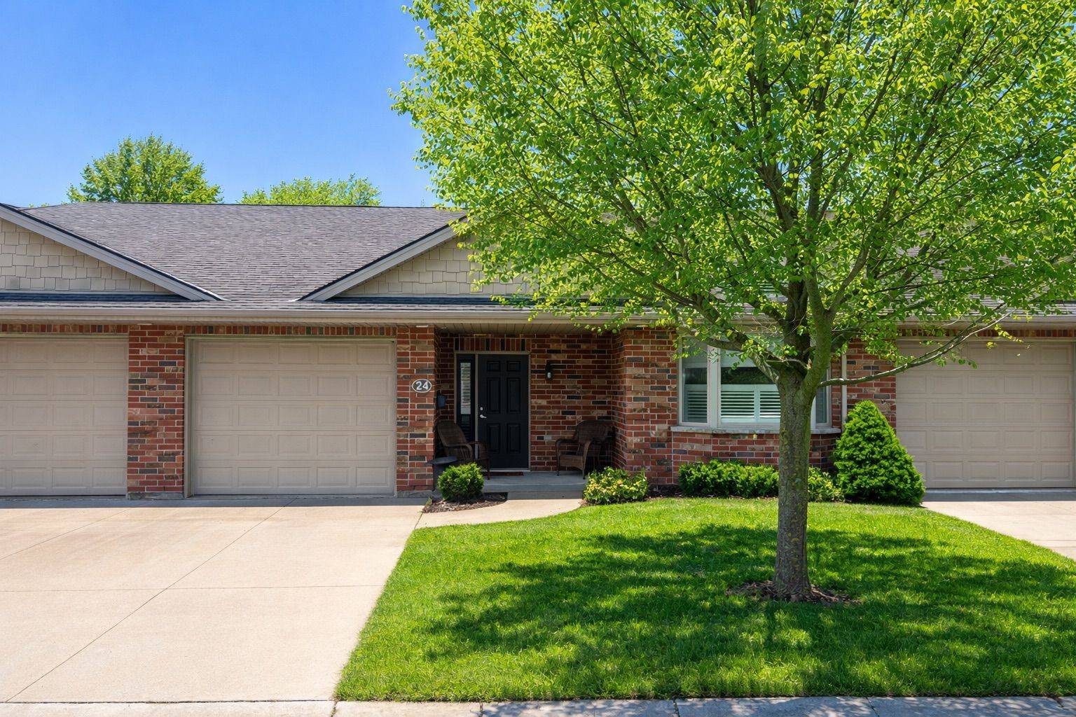 24 BAYFIELD MEWS LN, Bluewater, ON N0M 1G0