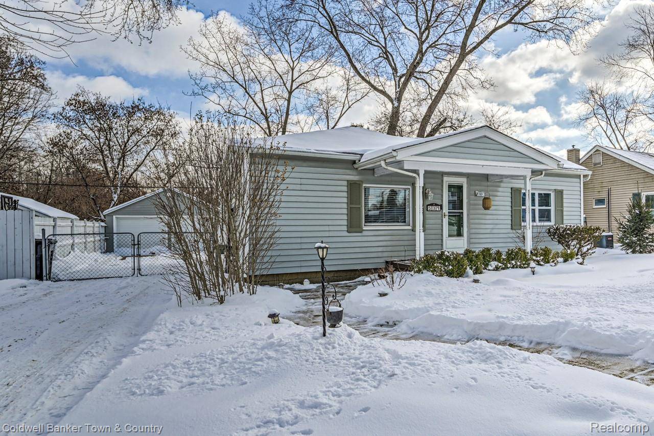 539 Fowler ST, Howell, MI 48843