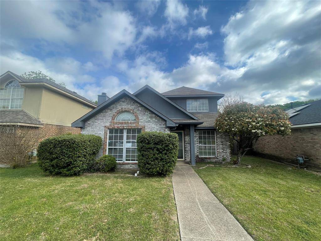 430 Sims Drive, Cedar Hill, TX 75104