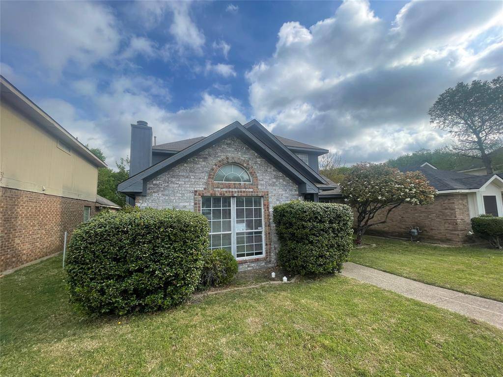 430 Sims Drive, Cedar Hill, TX 75104