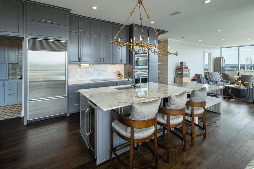 2200 Victory Avenue #2207, Dallas, TX 75219