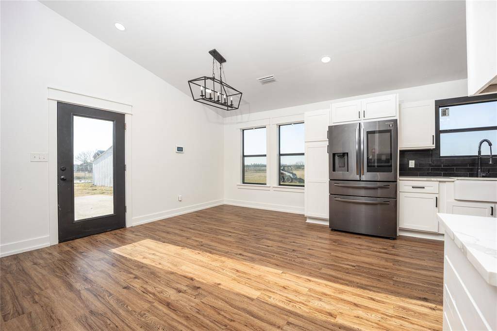 230 Fm 1183, Alma, TX 75119