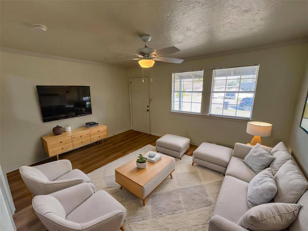 817 Lilac Lane, Mesquite, TX 75149