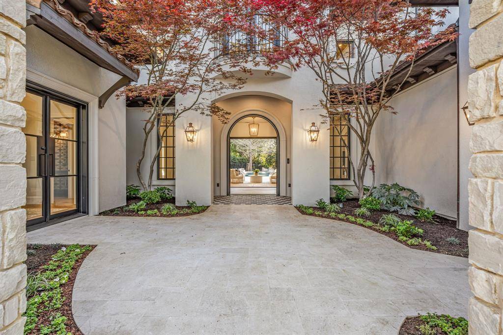 2203 King Fisher Drive, Westlake, TX 76262