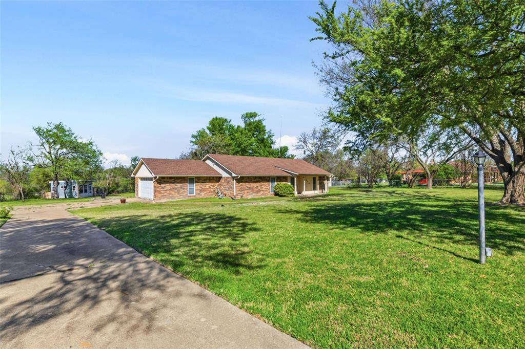 415 Vista Drive, Willow Park, TX 76087