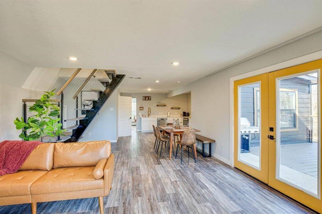 5248 Sam Houston Drive, Log Cabin, TX 75148