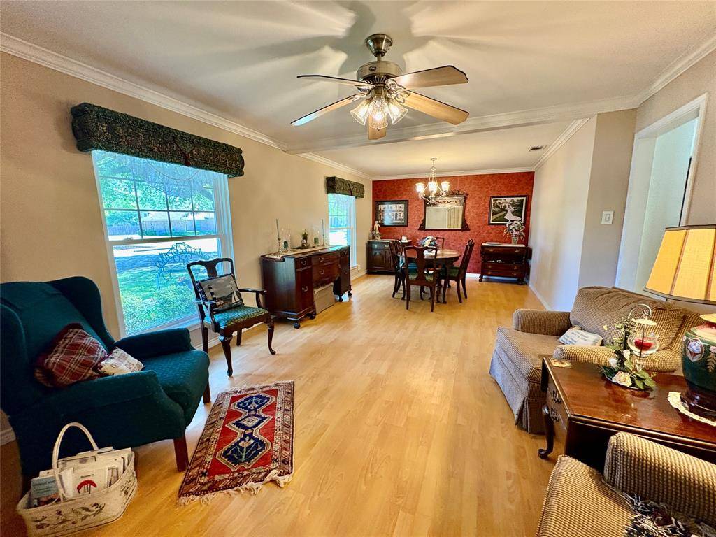 111 Granada Square, Canton, TX 75103