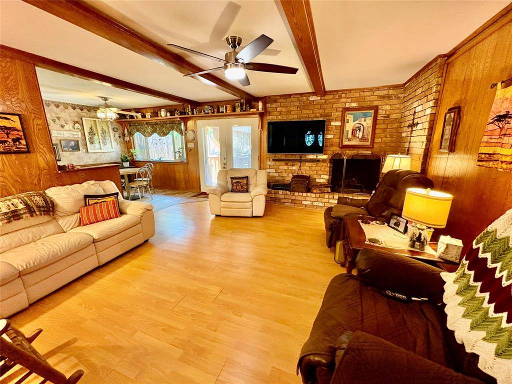 111 Granada Square, Canton, TX 75103