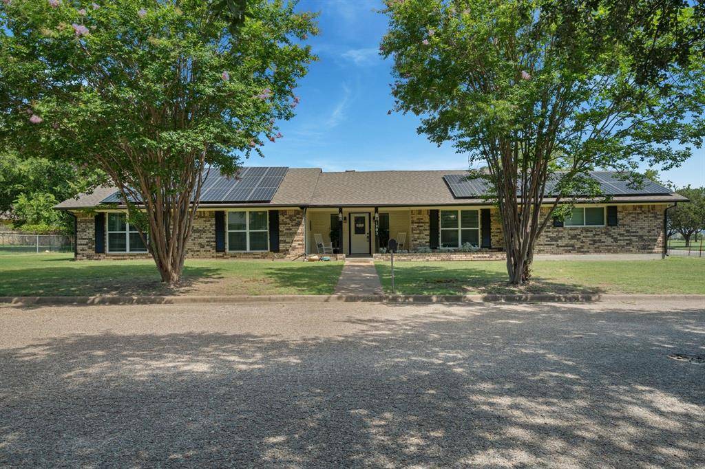 1903 White Street, Clifton, TX 76634