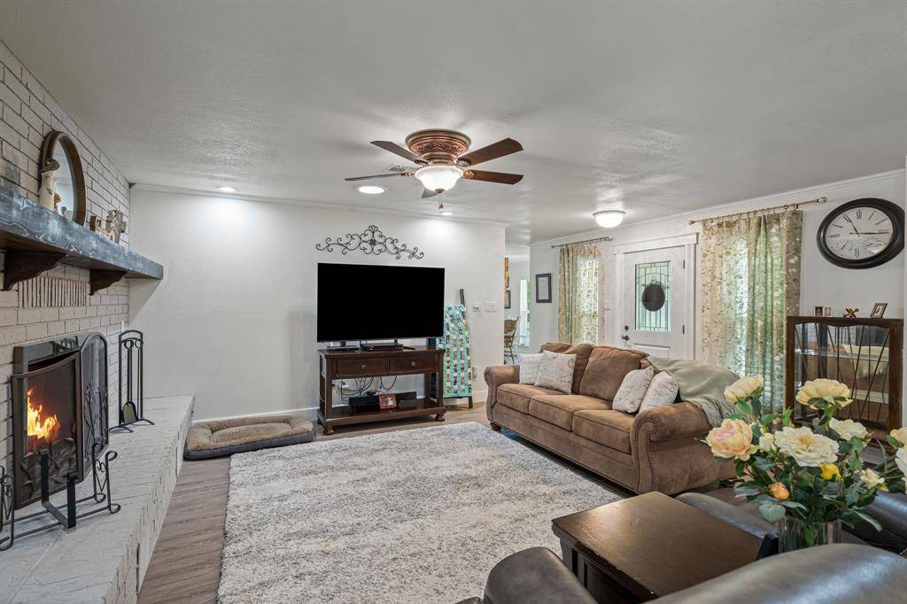 1903 White Street, Clifton, TX 76634