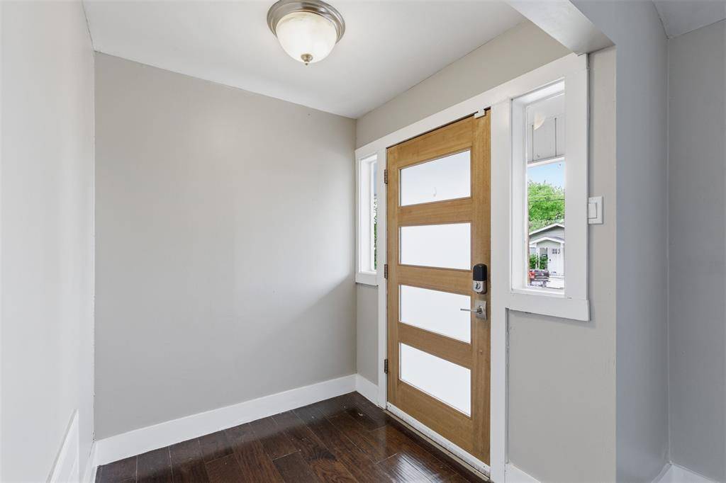 1207 N College Street, Mckinney, TX 75069