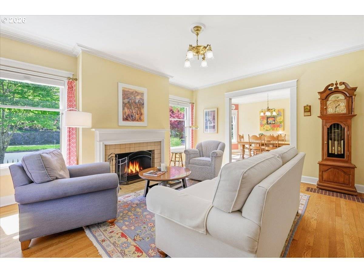 2233 SW 21ST AVE, Portland, OR 97201