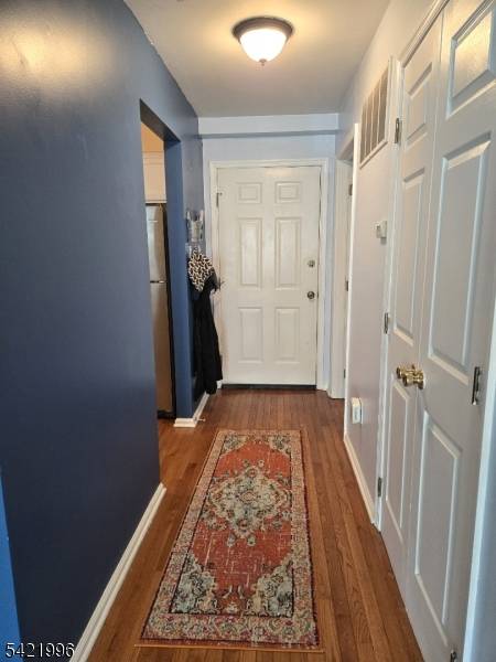 64 Dayton Ct #205, Independence Twp., NJ 07840