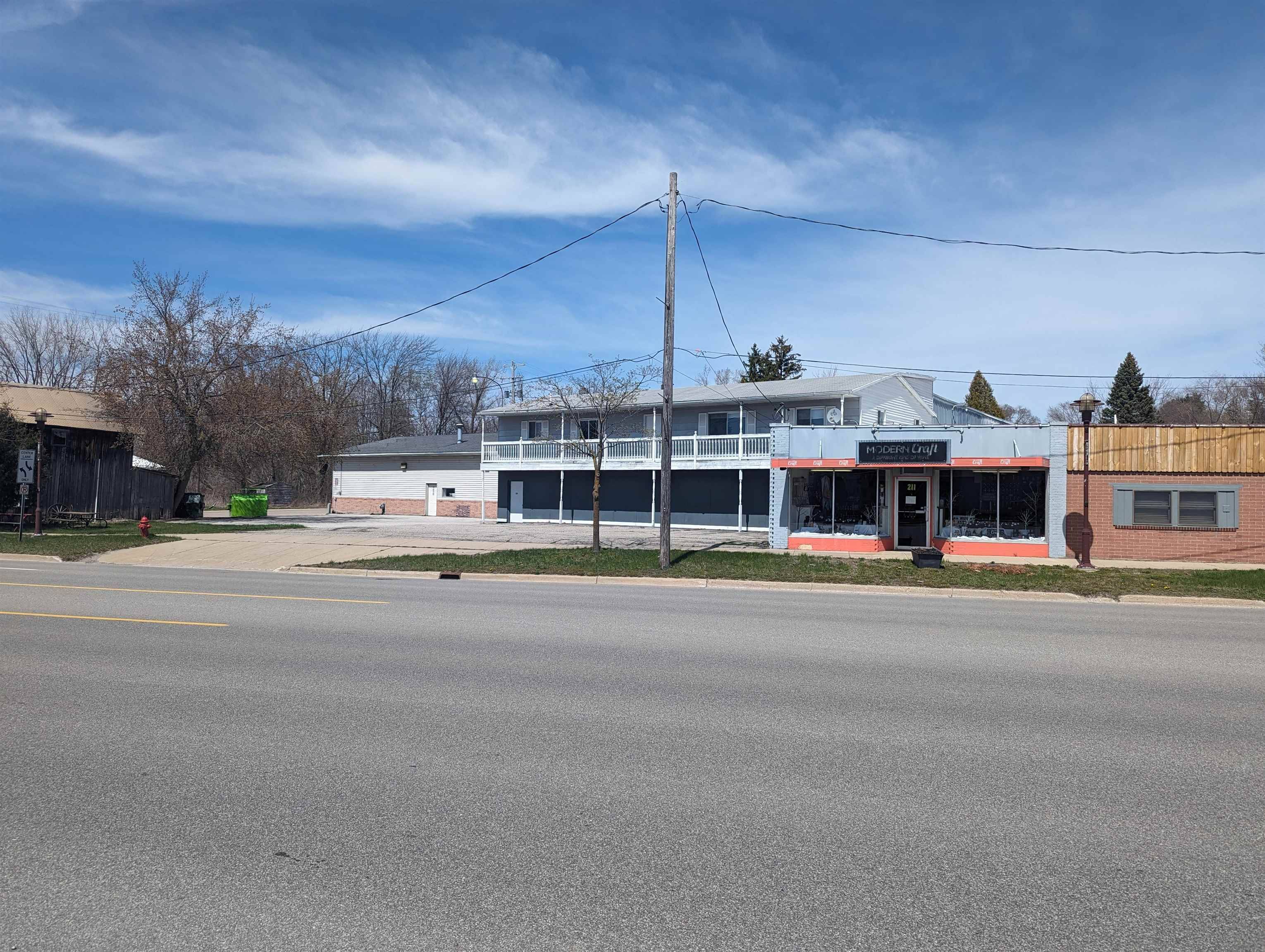 211 E Huron RD, Au Gres Twp, MI 48703