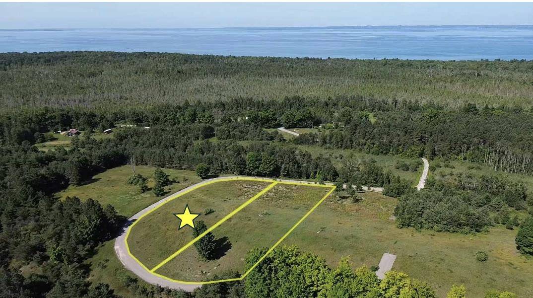 000 Fox Mission TRL, Banks Twp, MI 49622