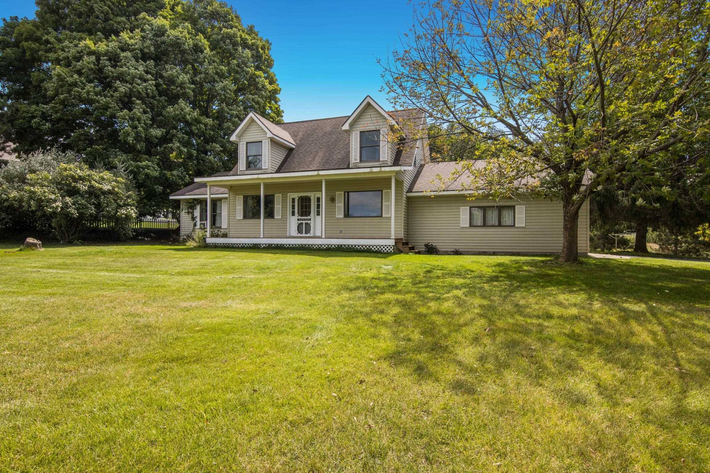 4792 White RD, Acme Twp, MI 49690