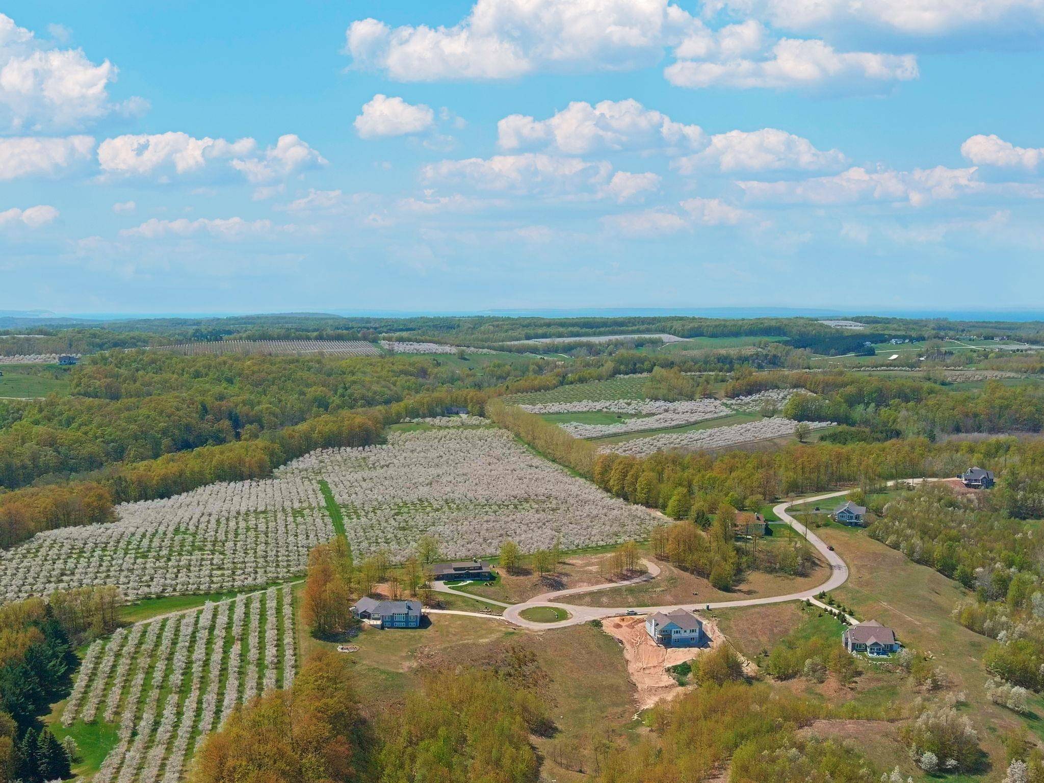 1949 N Blue Water CT, Suttons Bay Twp, MI 49682