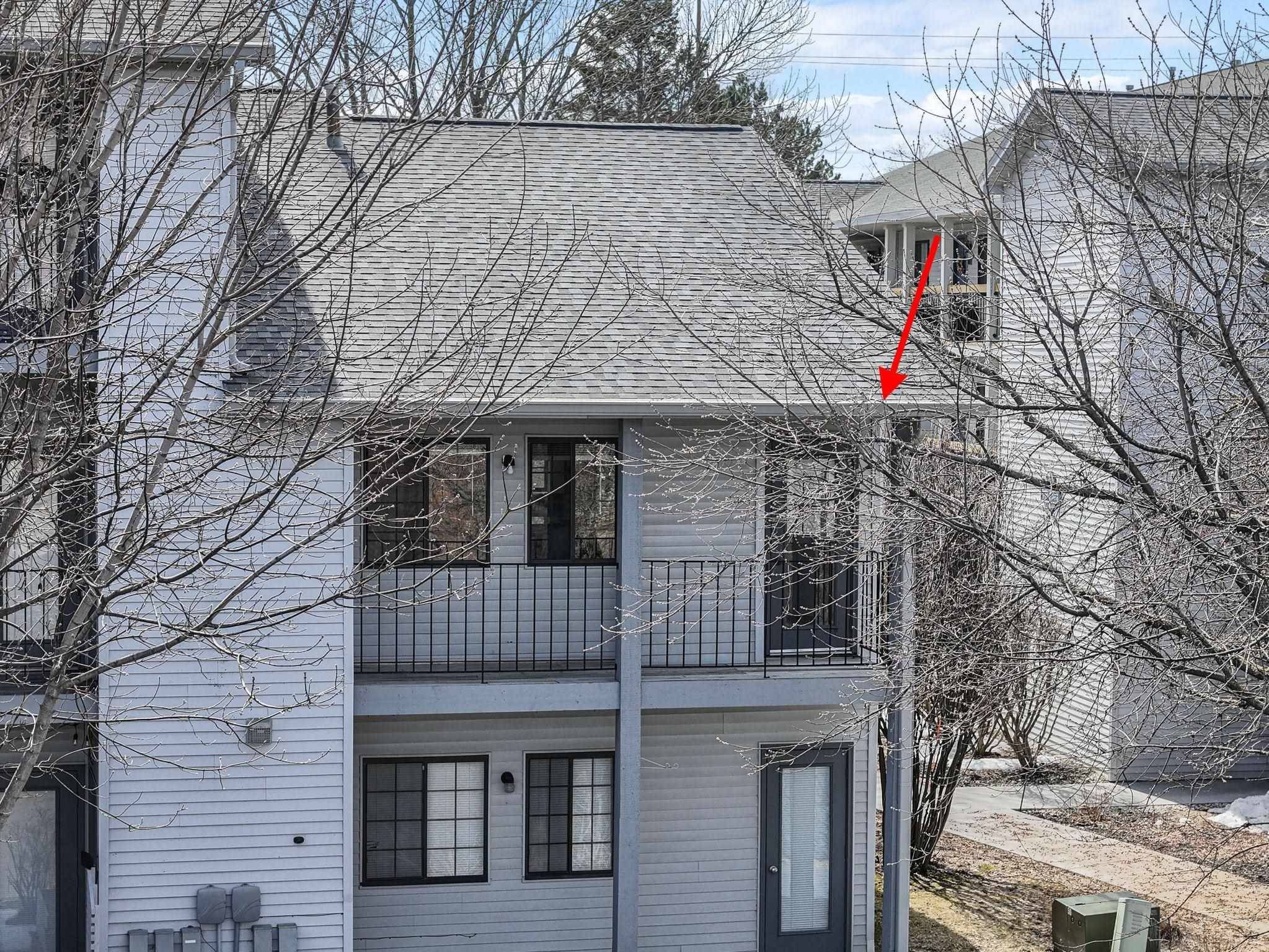 641 Riverine DR, Traverse City, MI 49684