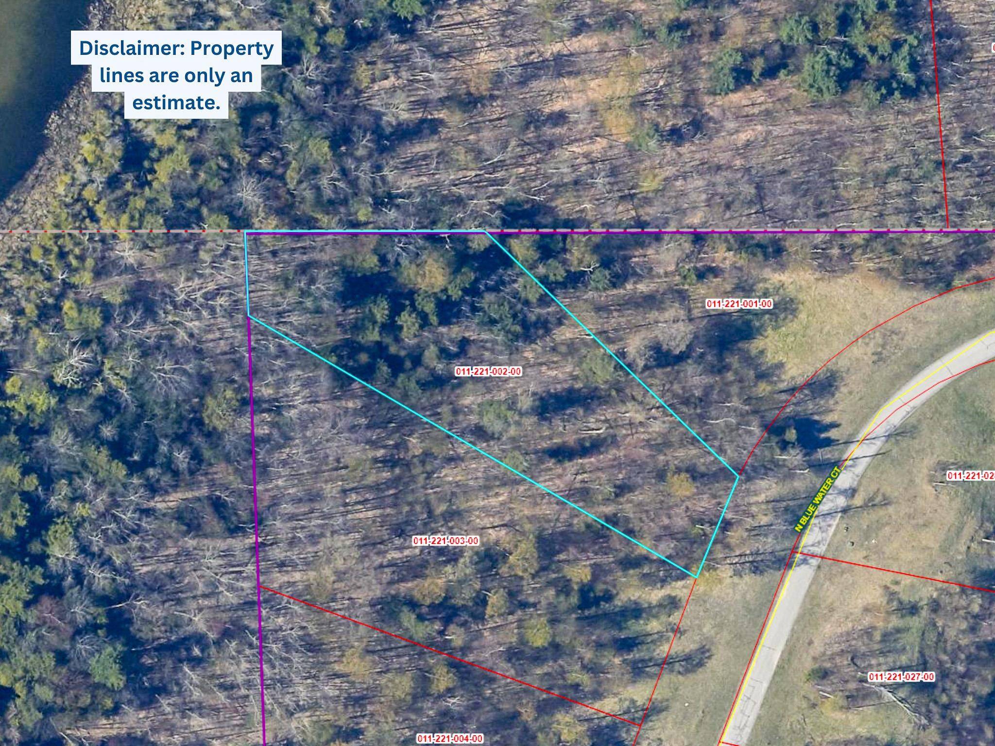 1955 N Blue Water CT, Suttons Bay Twp, MI 49682