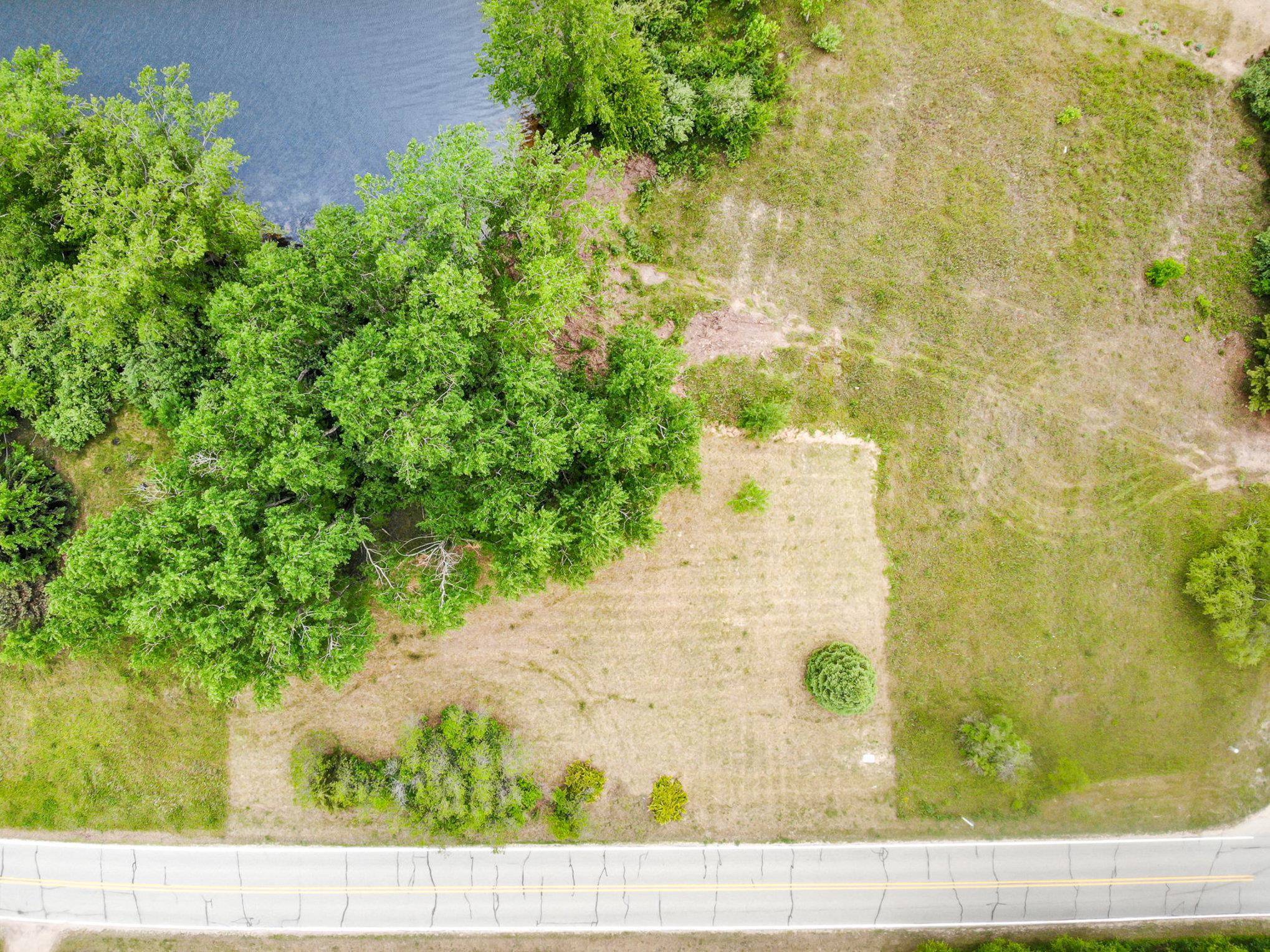 1178 Clubhouse DR, Broomfield Twp, MI 48893