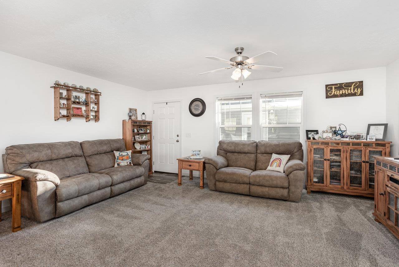 1127 Stoneridge CT, Union Twp, MI 48858