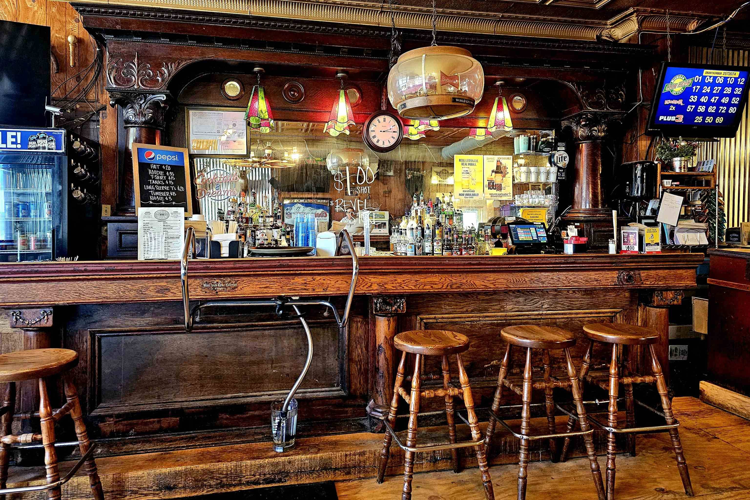 6681 N Lumberjack RD, Seville Twp, MI 48877