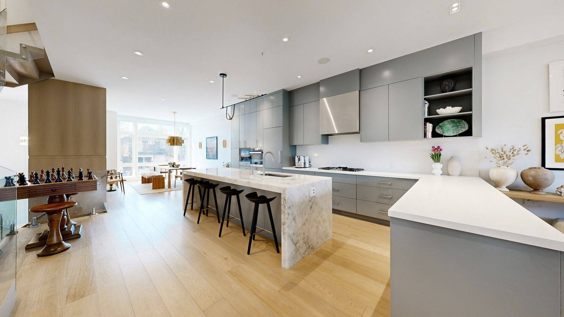 313 Rosewell AVE, Toronto C04, ON M4R 2B1