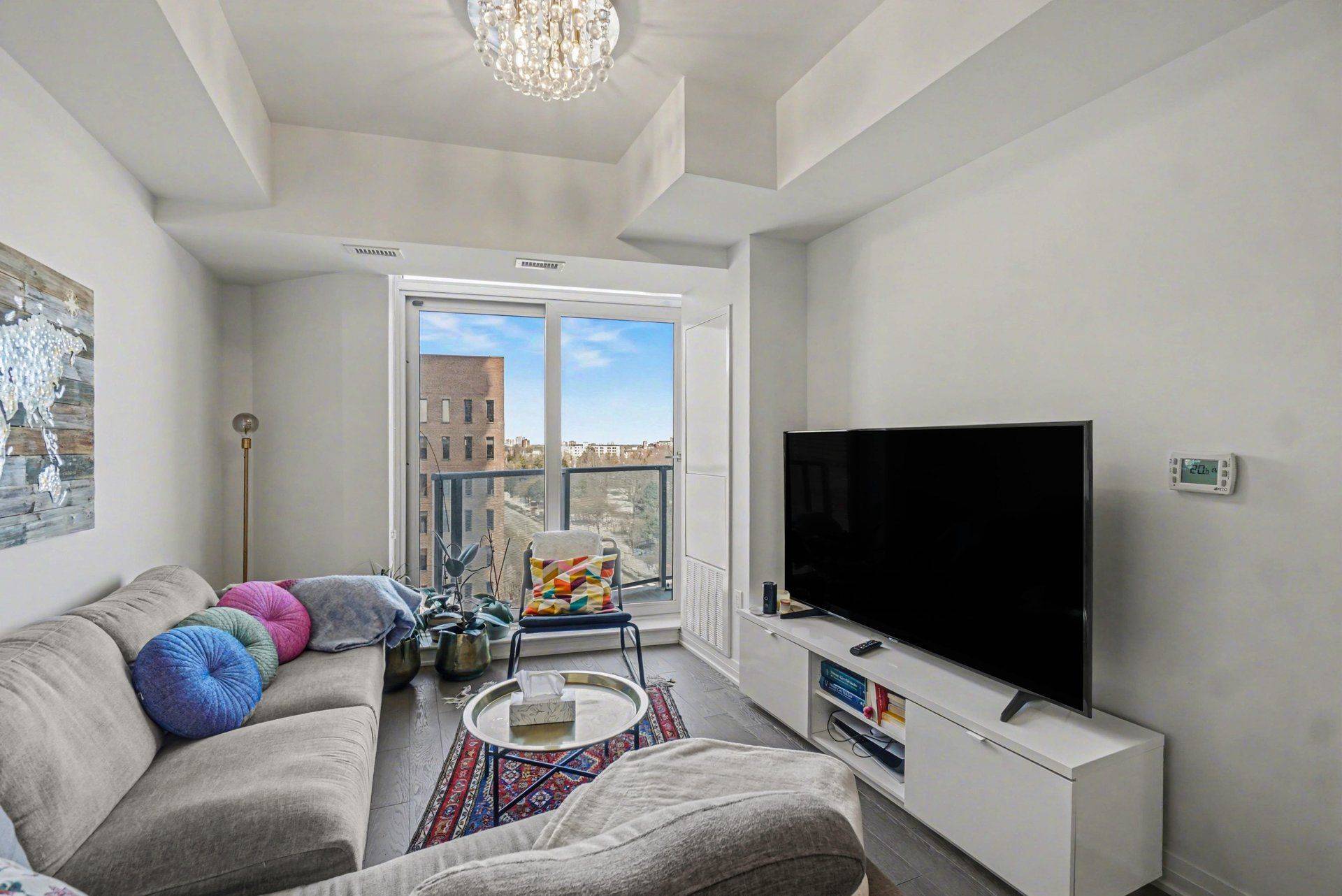 805 Carling AVE #908, Dows Lake - Civic Hospital And Area, ON K1S 5W9