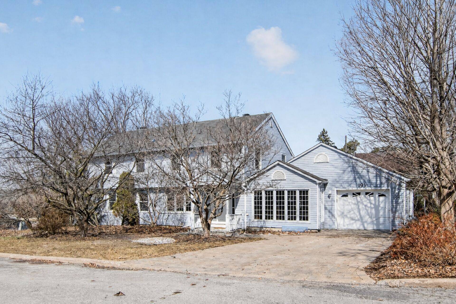 193 Cunningham AVE N, Alta Vista And Area, ON K1H 6A7