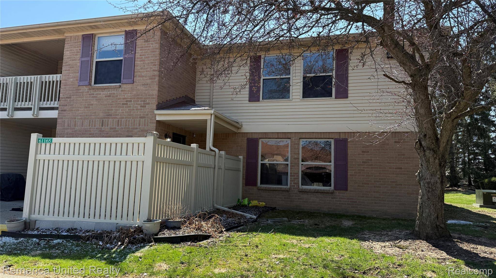 61165 Greenwood DR #114, South Lyon, MI 48178