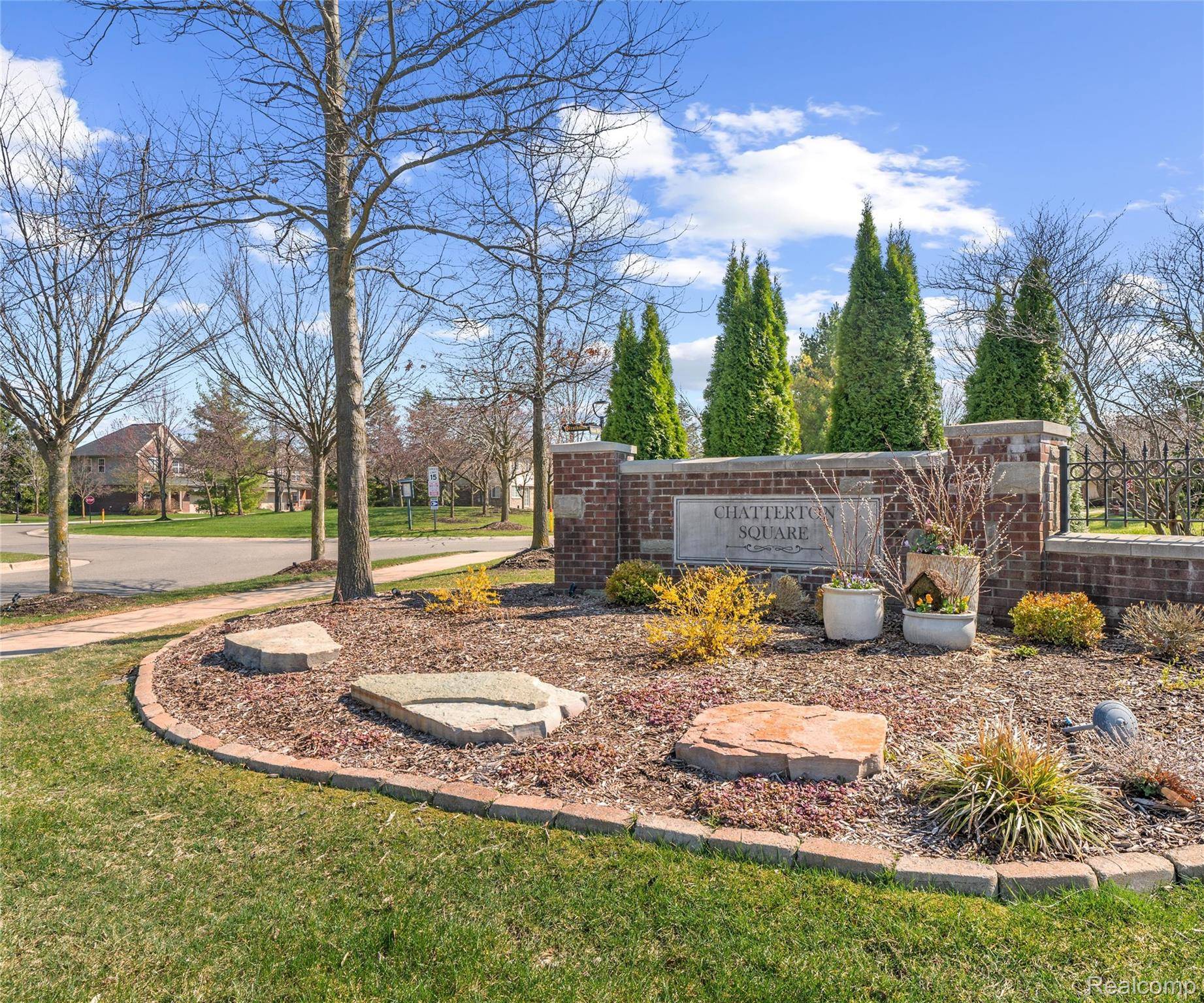 4090 Brighton LN #91, Canton Charter Township, MI 48188