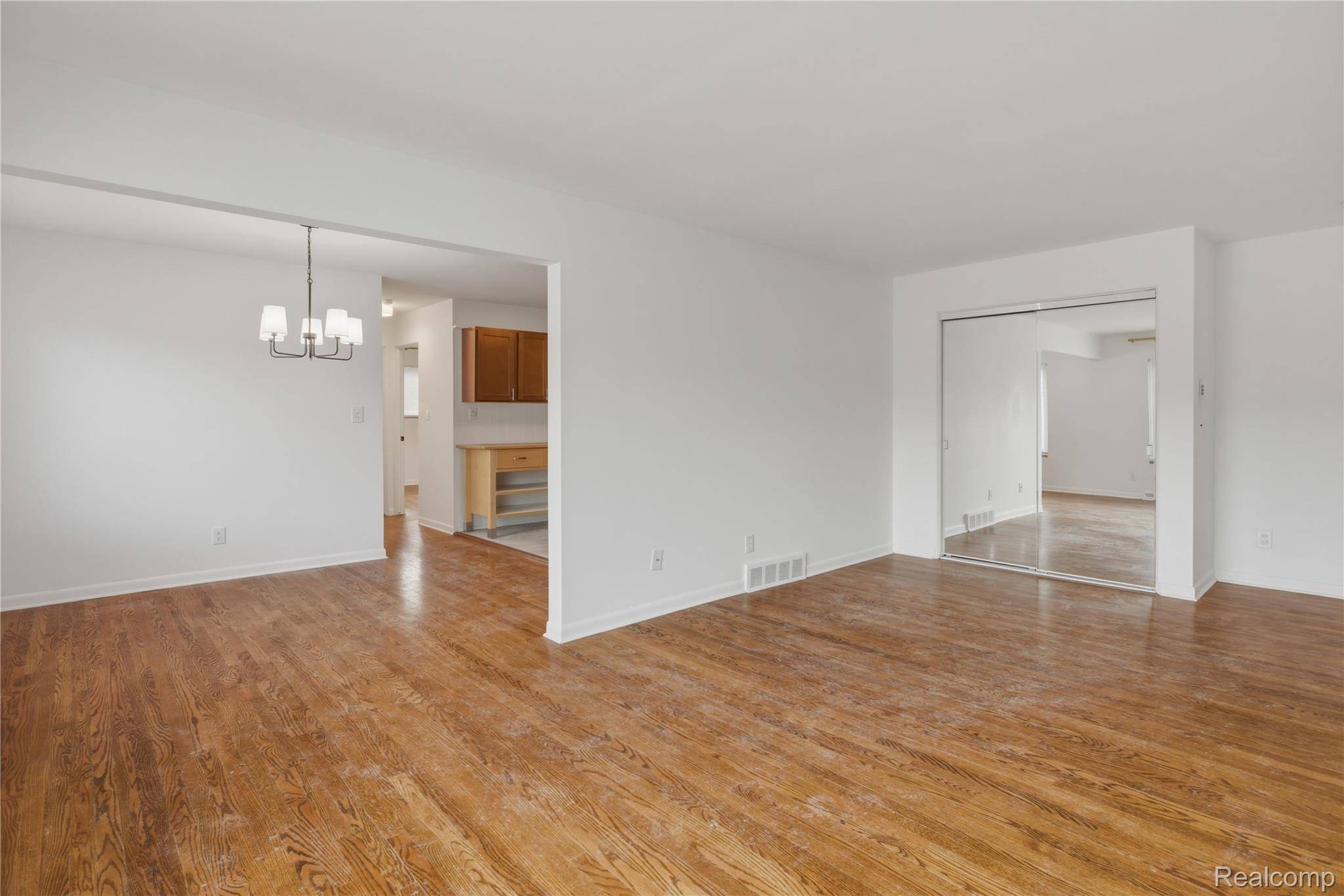 323 N Eton ST #35C, Birmingham, MI 48009