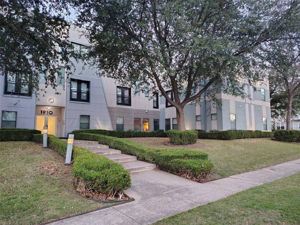 1910 Bennett Avenue, Dallas, TX 75206