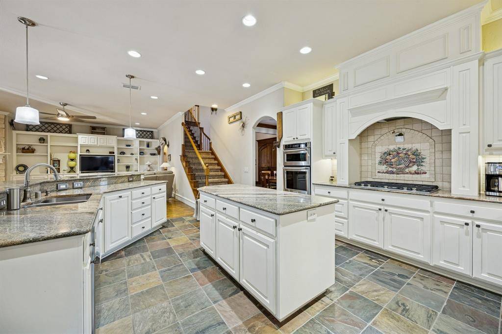 620 Oakmont Court, Fairview, TX 75069