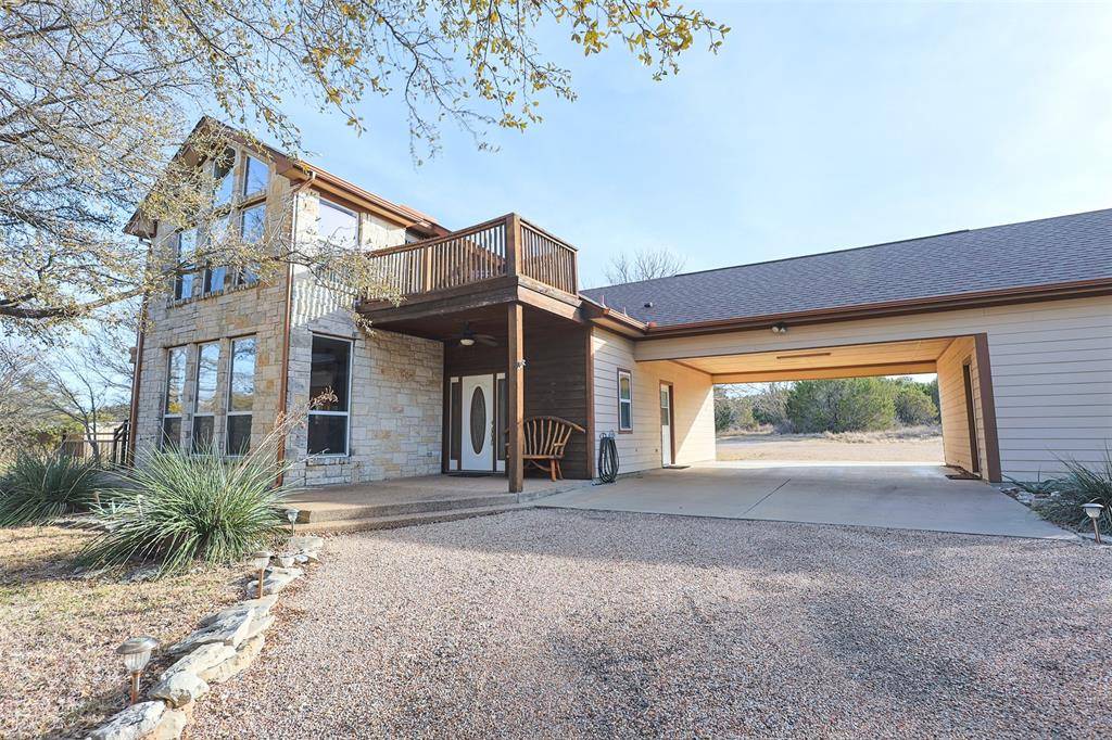 3350 Skyline Drive, Bluff Dale, TX 76433