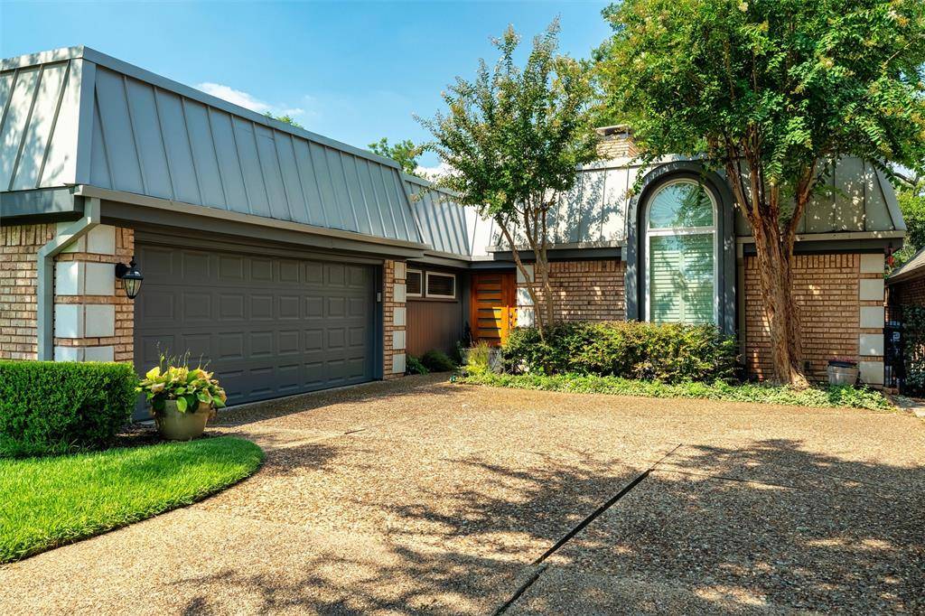 16001 Chalfont Circle, Dallas, TX 75248