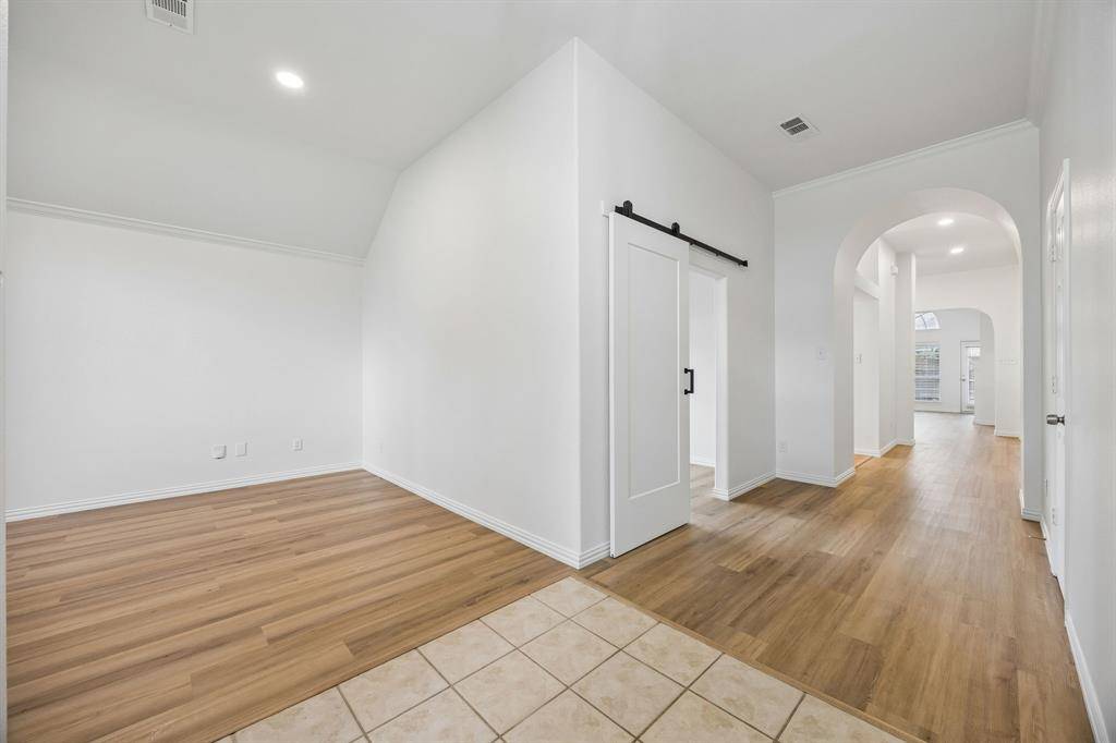 8001 Peony Court, Fort Worth, TX 76123