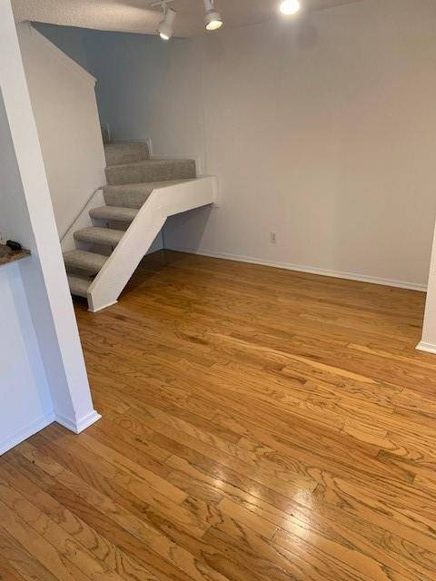 5757 E UNIVERSITY Boulevard #27 Y, Dallas, TX 75206