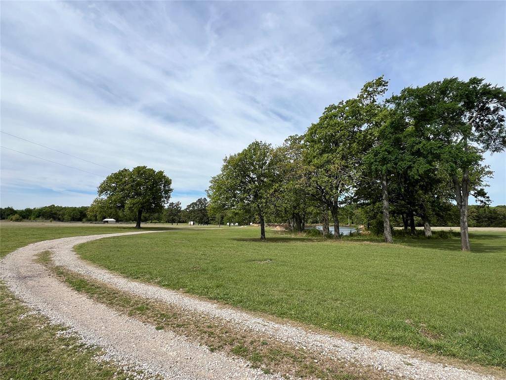 1376 County Road 1123, Cumby, TX 75433
