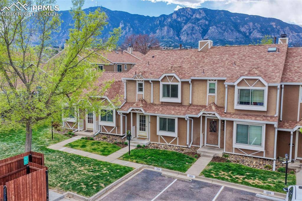 3922 Donney Brook CT, Colorado Springs, CO 80906