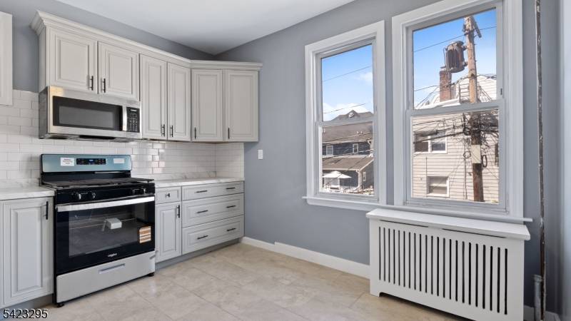 19 Newfield st., East Orange City, NJ 07017