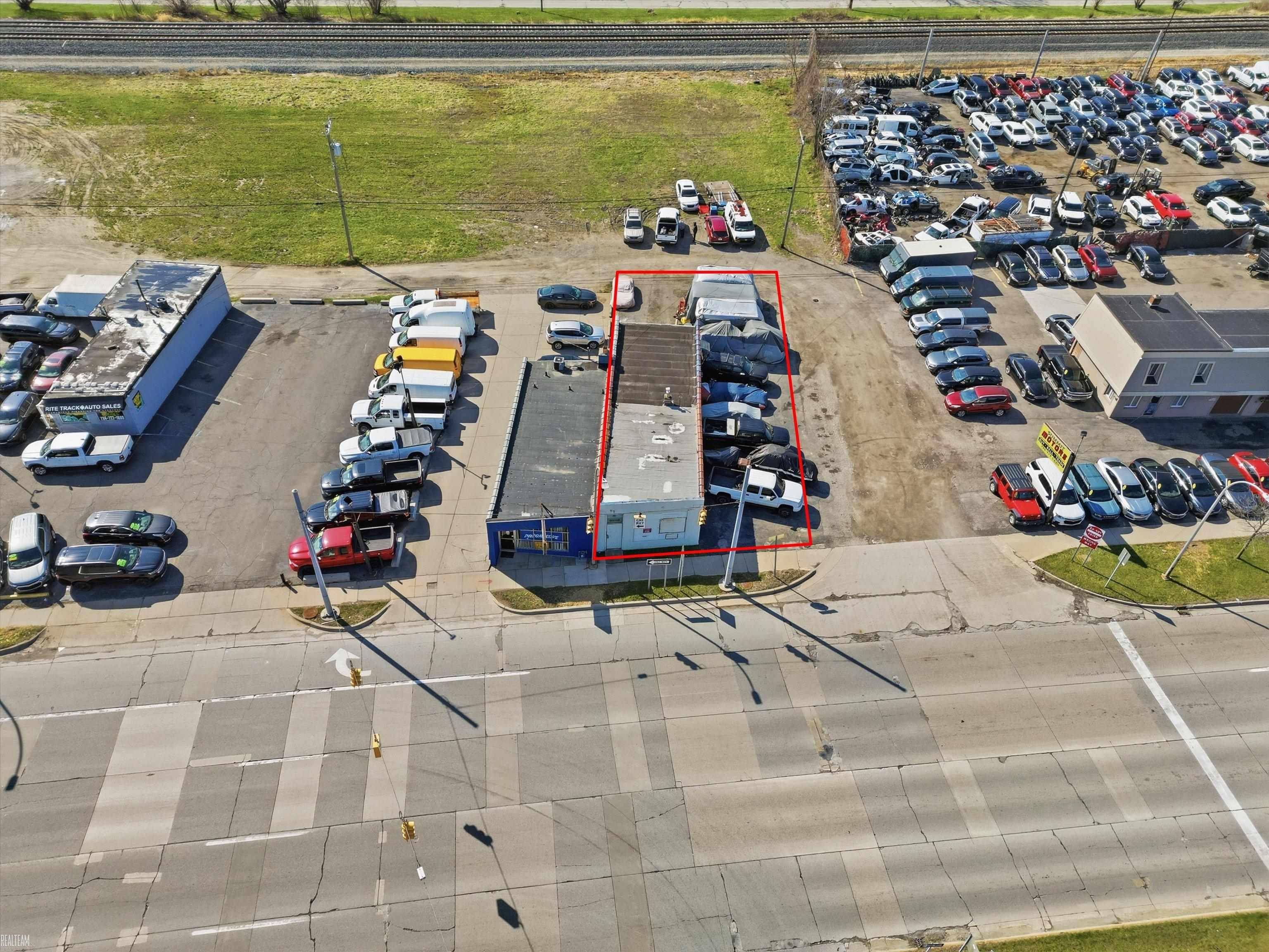 31553 Michigan AVE, Wayne, MI 48184