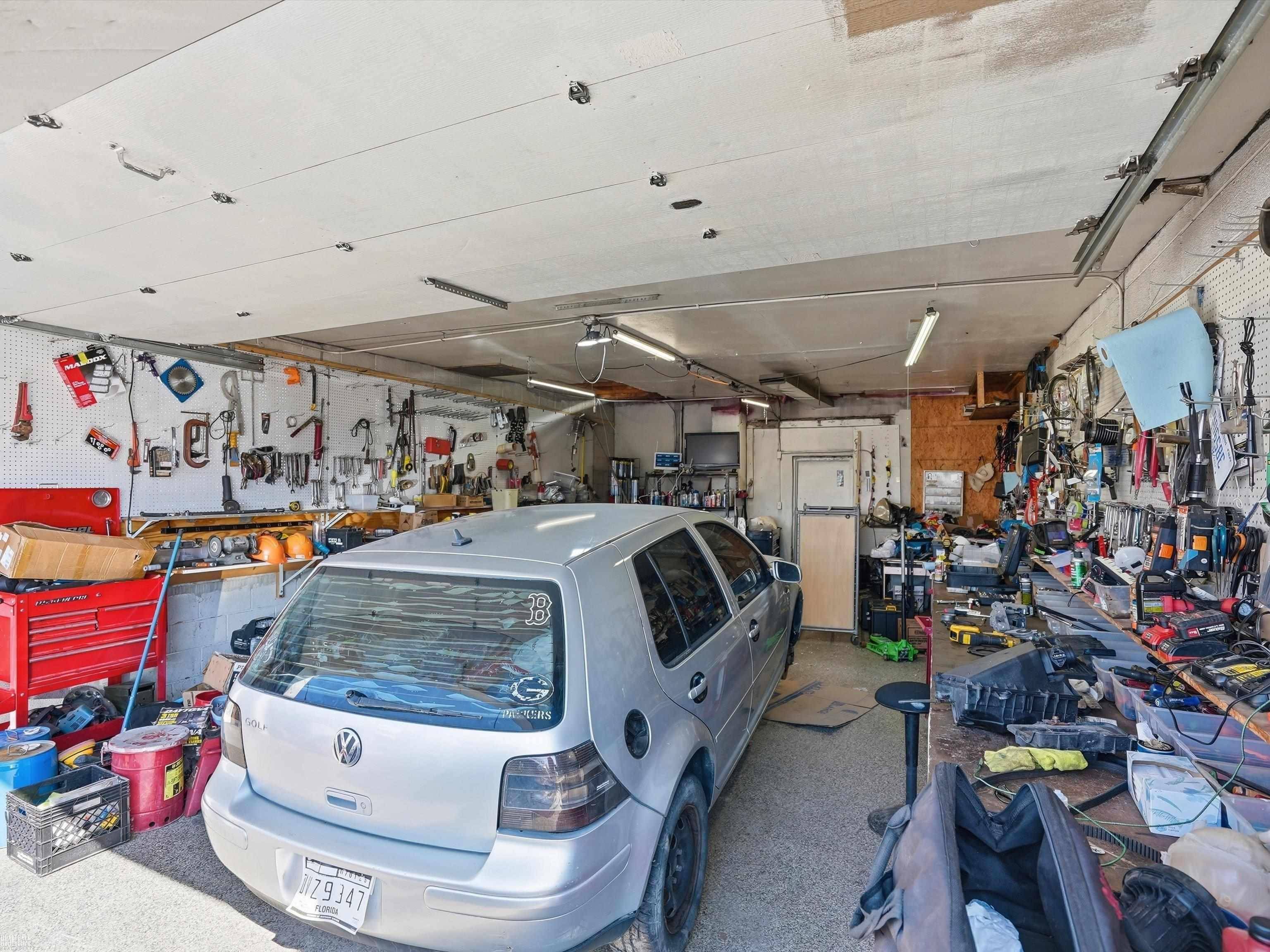 31553 Michigan AVE, Wayne, MI 48184