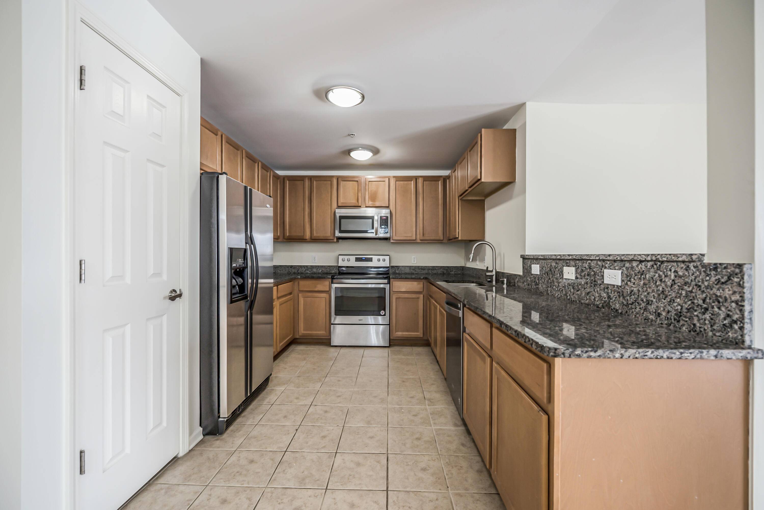 120 W Oakbrook DR, Ann Arbor, MI 48103