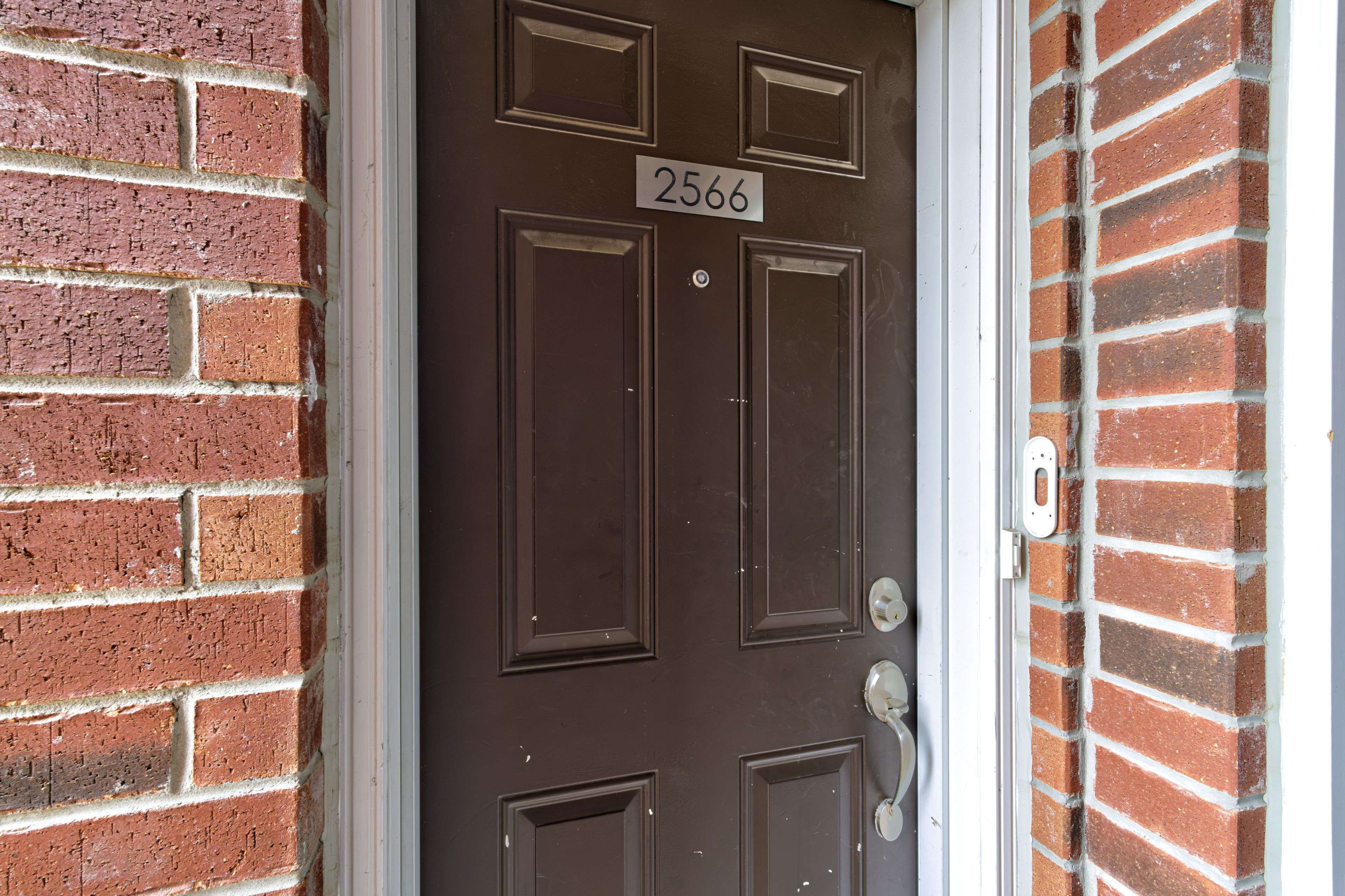 2566 William Jackson DR, Pickering, ON L1X 0E5