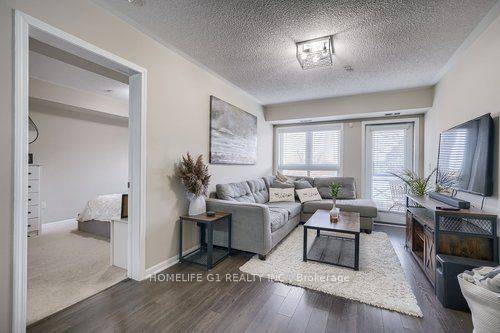 1045 Nadalin HTS #106, Milton, ON L9T 8R5