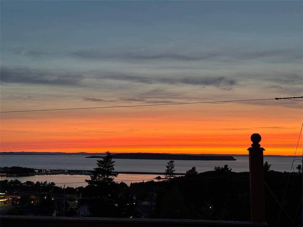 19 Goldrock Run, Conception Bay South, NL A1W3K6