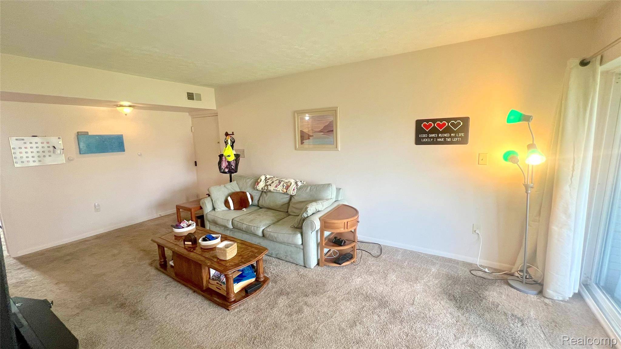 33007 Fargo ST, Livonia, MI 48152