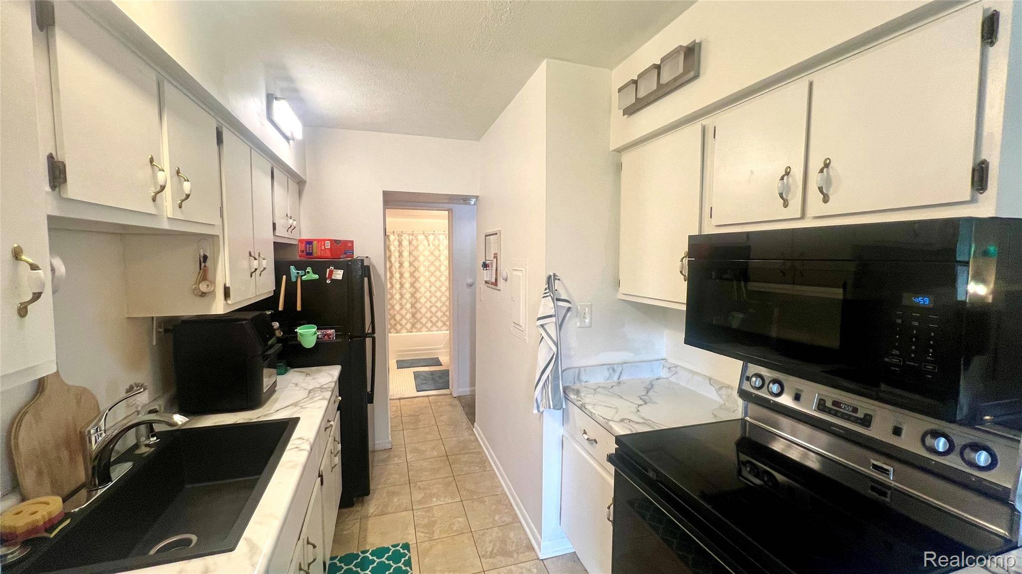 33007 Fargo ST, Livoniacity_wayne, MI 48152